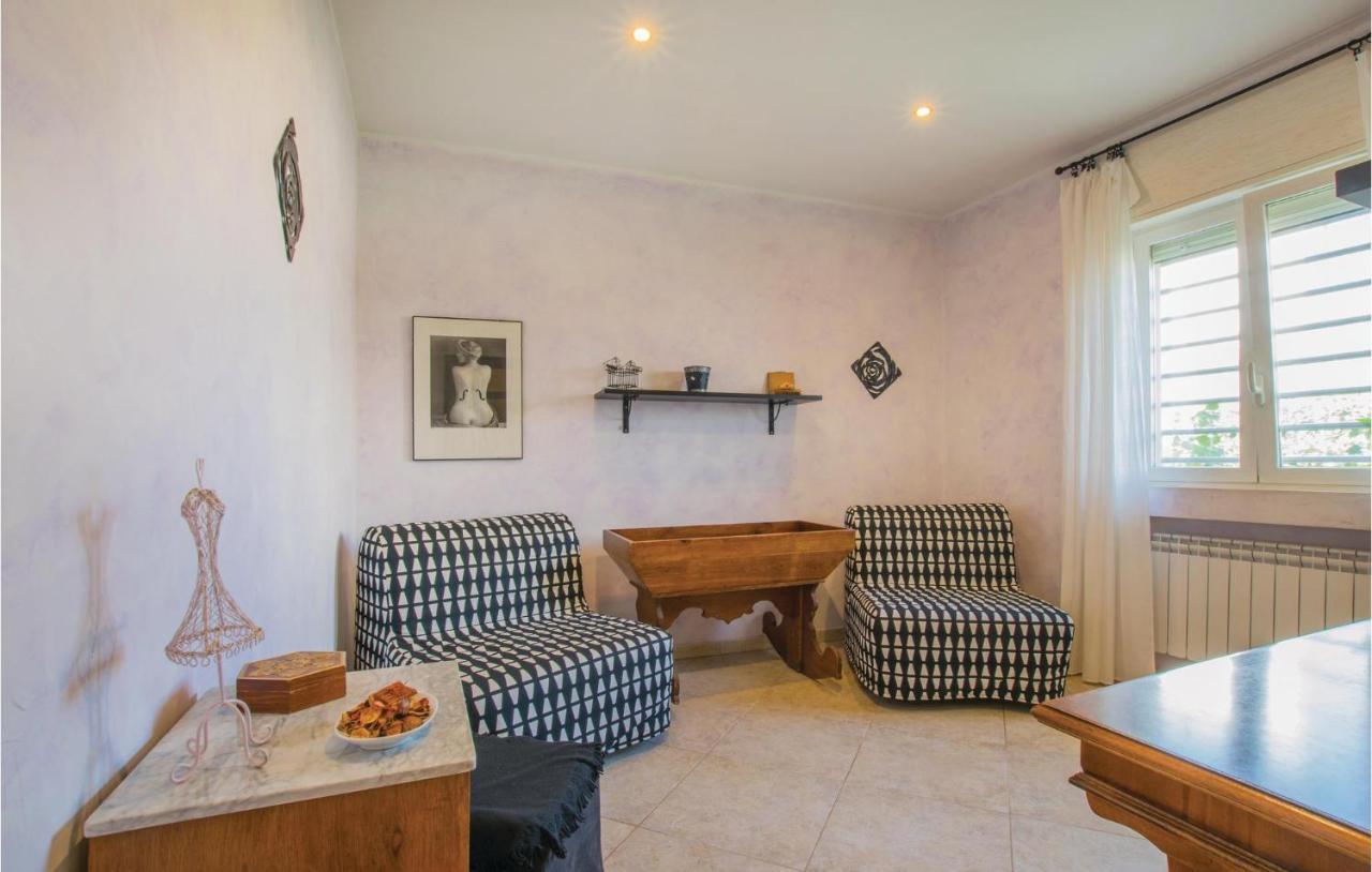Awesome Apartment In Bari With Wifi Exterior foto