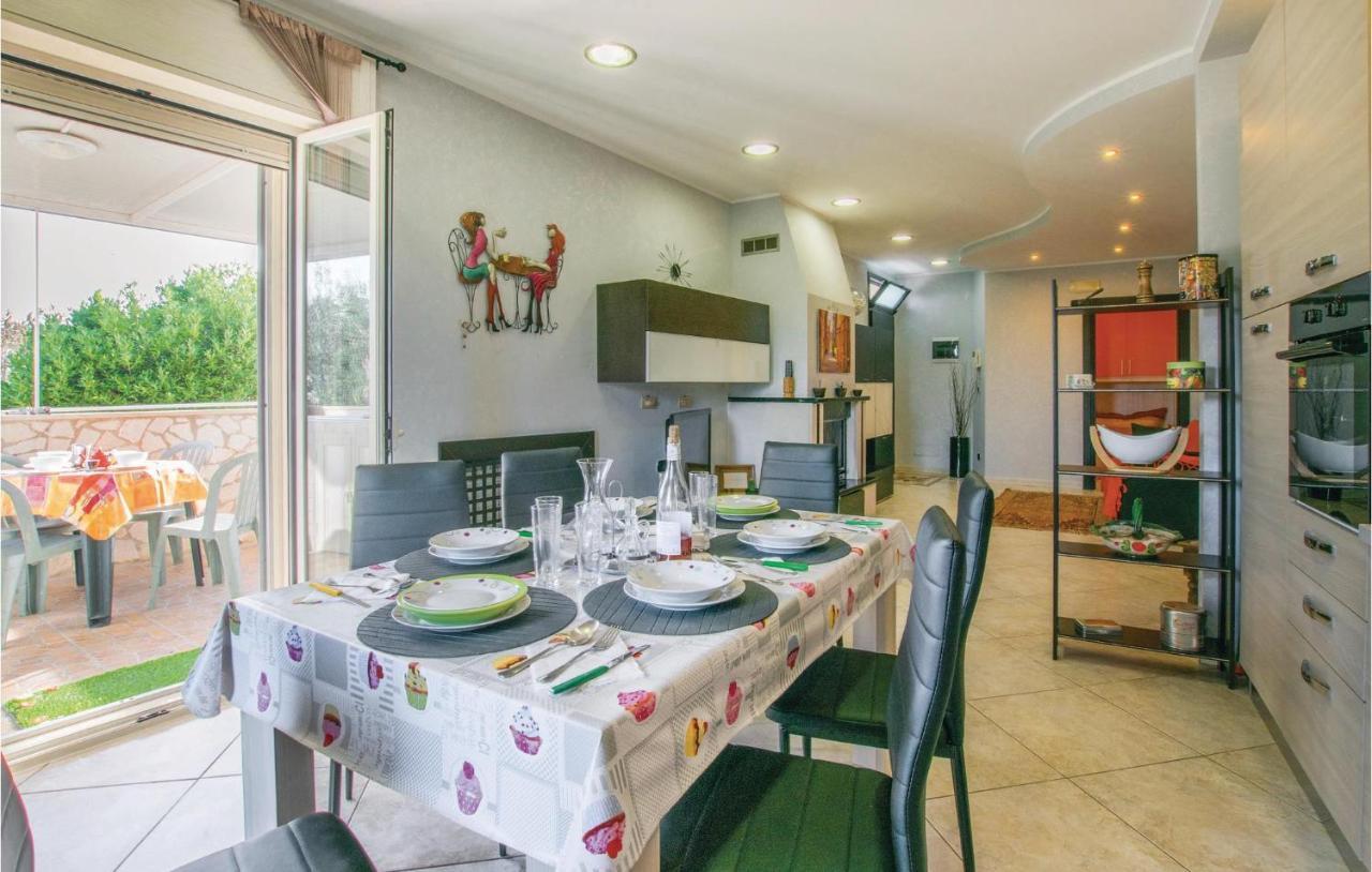 Awesome Apartment In Bari With Wifi Exterior foto